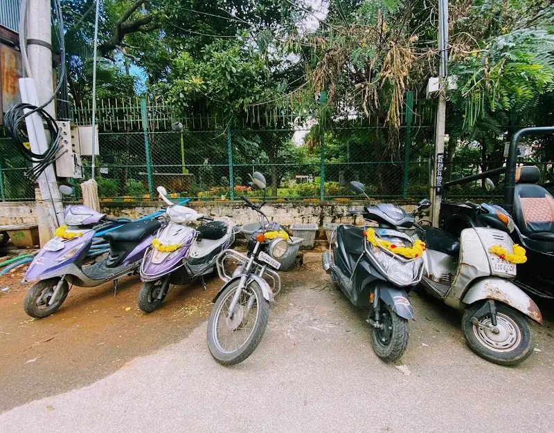 Lavina Two Wheeler Driving School - Driving School in Bengaluru