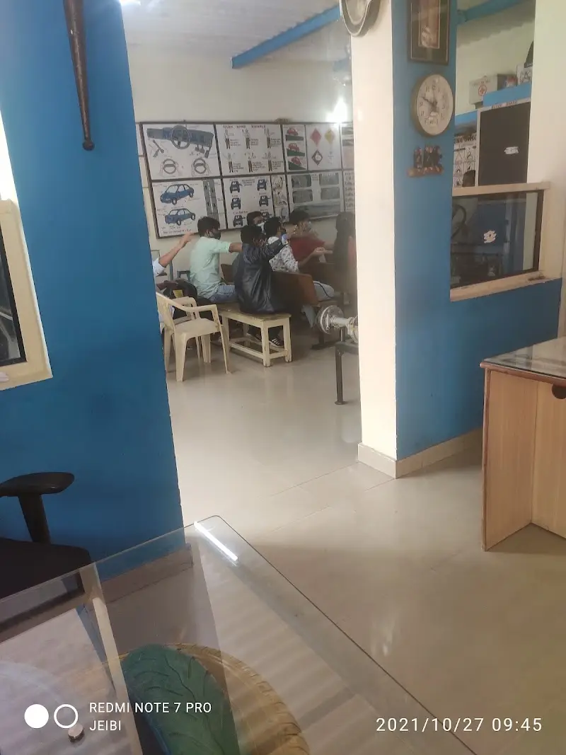 Muthu driving school - Driving School in Bengaluru