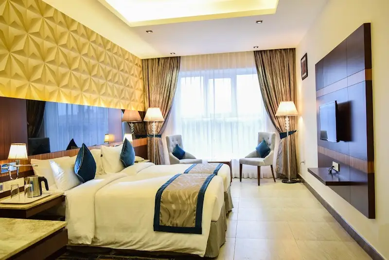 RG Royal Hotel - Swimming Pool in Bengaluru